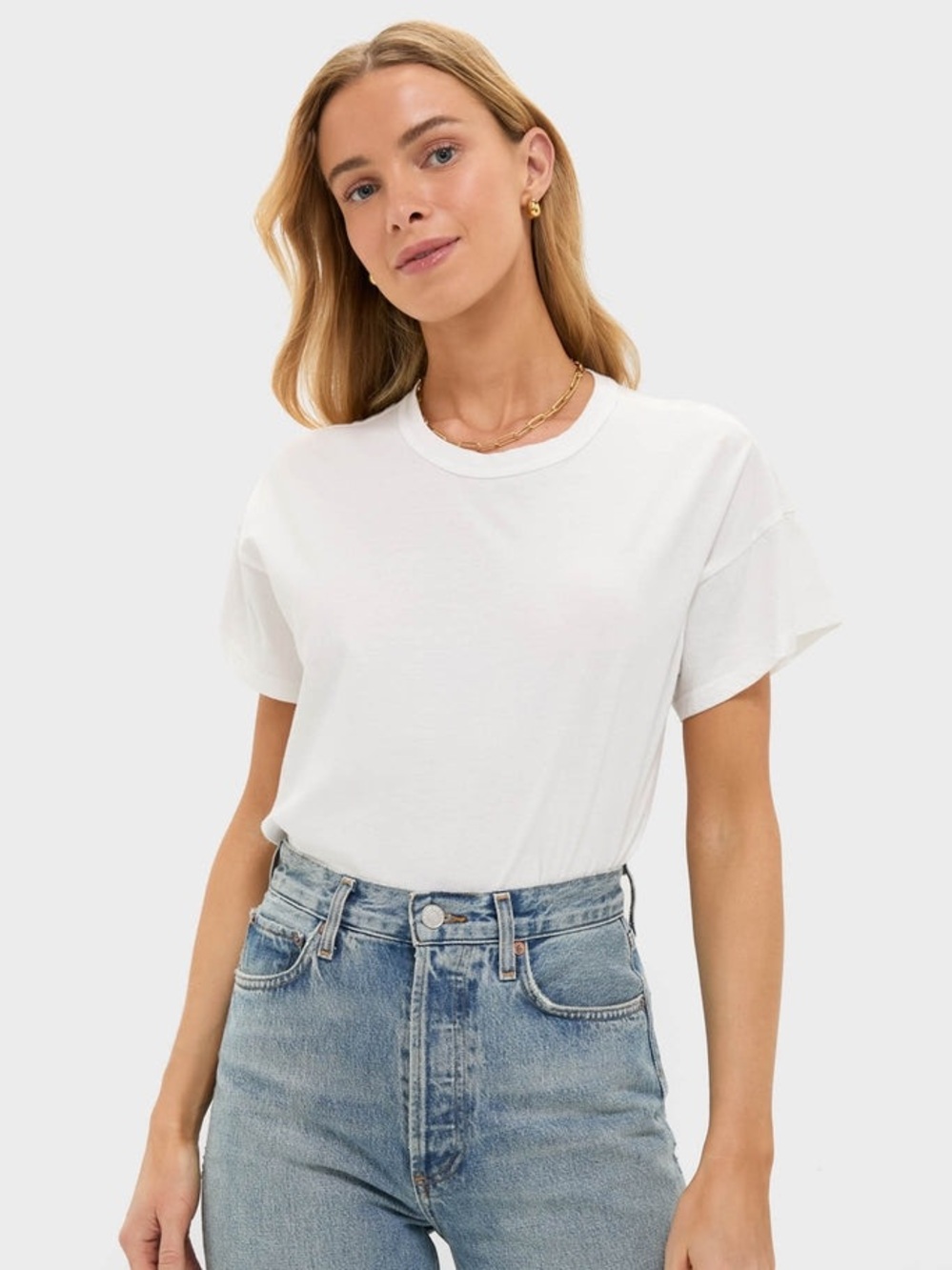 Tuckernuck NWT White Presley Boyfriend Tee Size Small